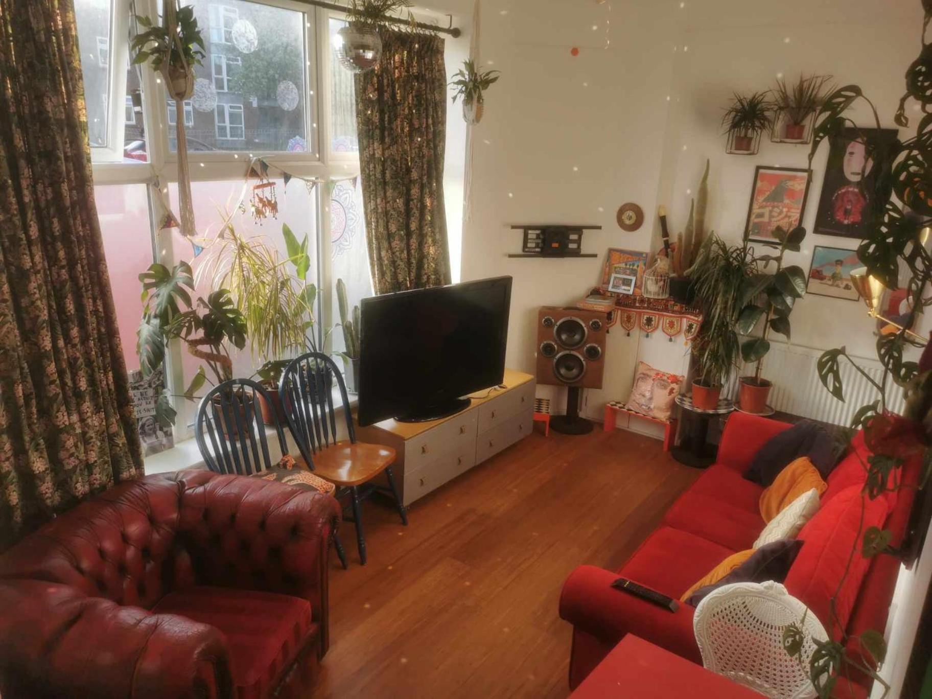 Bright, Roomy, Colourful Flat In Apartment Brighton